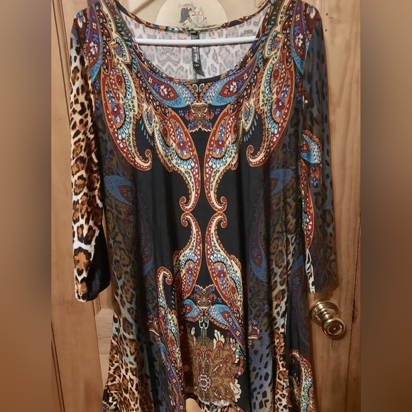 White Mark Tunic Blouse Plus Size 1xl - Picture 2 of 4